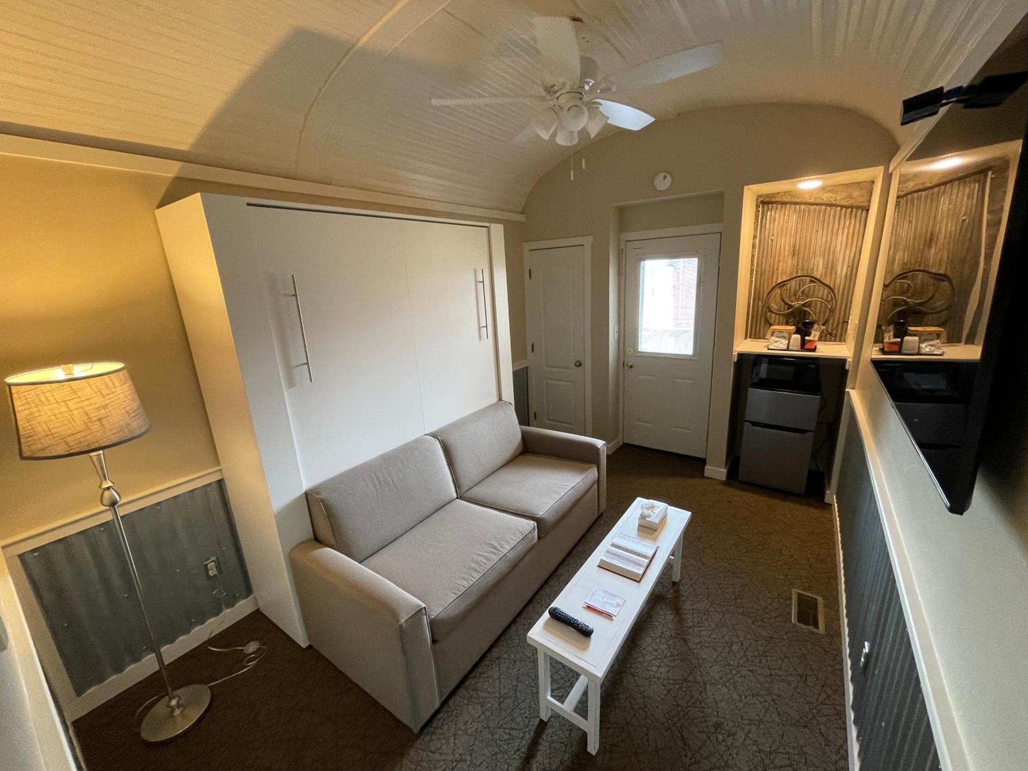 Motel Red Caboose & Restaurant 2*