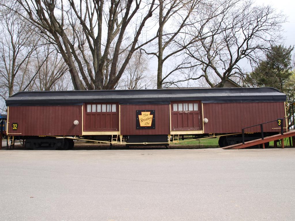 Red Caboose & Restaurant 2* Ronks