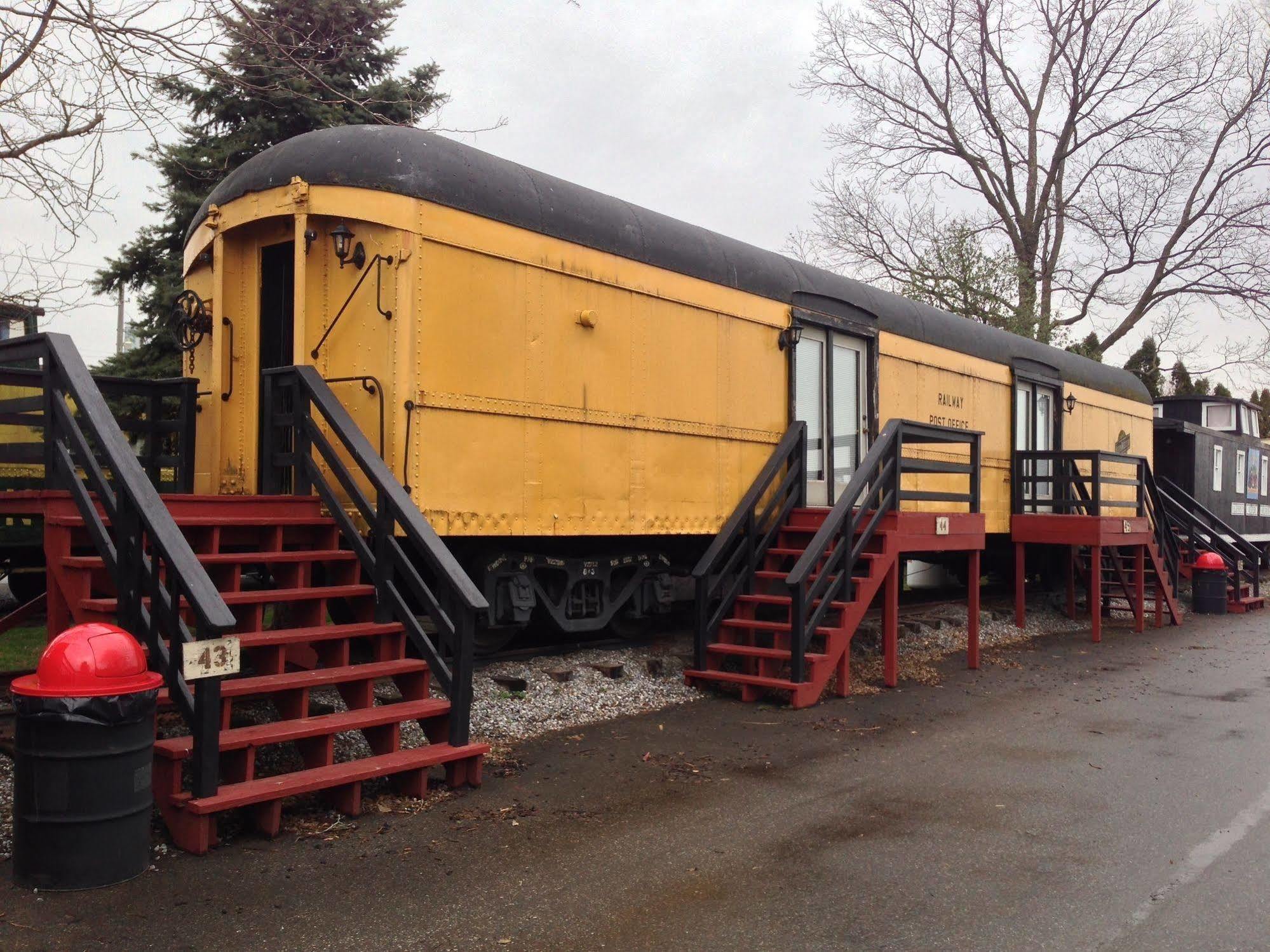 Red Caboose & Restaurant Motel Ronks